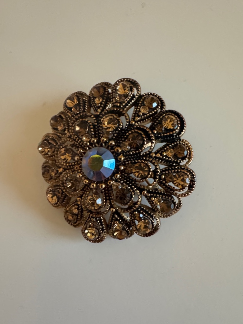 Vintage style brooch pendant brushed gold